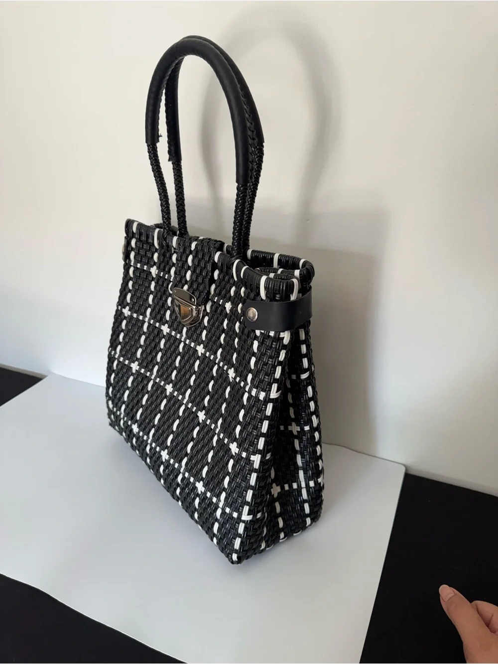 Handmade Mexican Black & White Woven Plastic Large Tote Bag with Top Handle-New